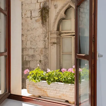 Stafileo Palace Apartamento