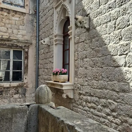 Stafileo Palace Trogir