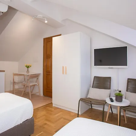 Stafileo Palace Apartamento *