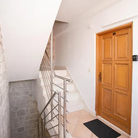 Stafileo Palace